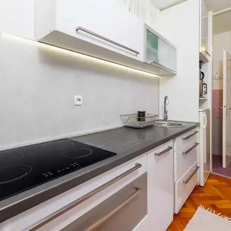 One-bedroom In X