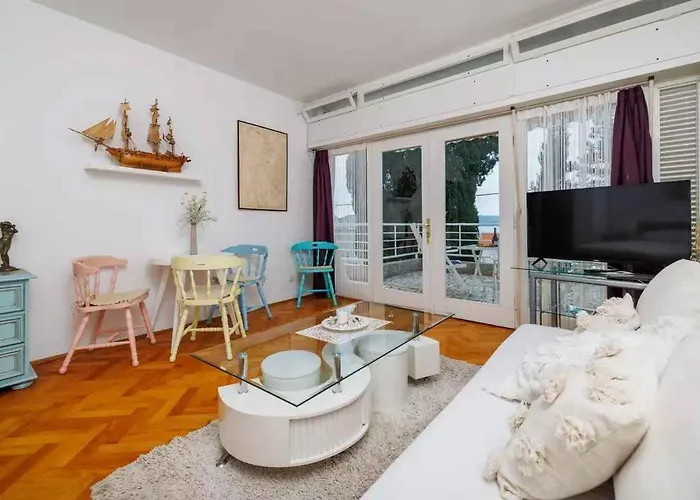 One-bedroom In X Dramalj