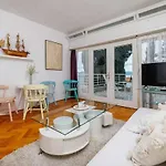 One-bedroom In X Dramalj