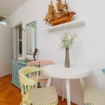 Appartamento One-bedroom In X *